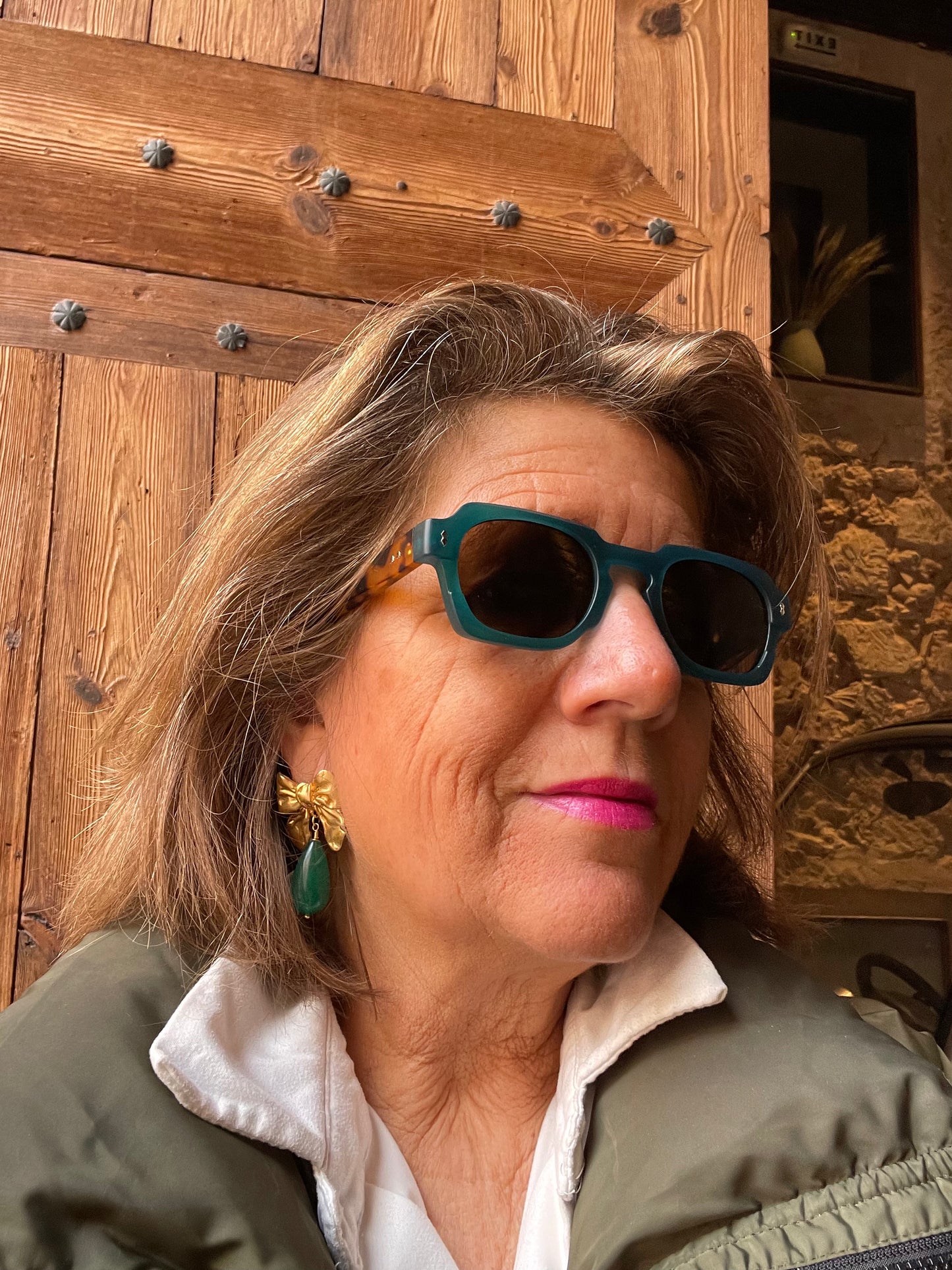 CLIP Goldene Schleife mit Lila farbigen Tropfen