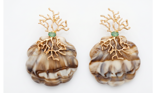 Beije-Muschel mit Golddetails