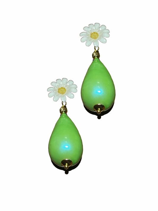 Kleine grüne mit Daisy Top