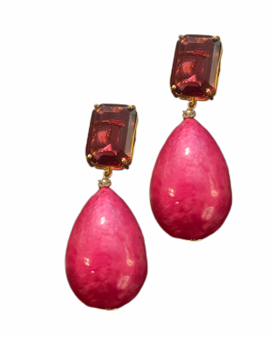 Pinke Nuvola mit Burgund farbenem Kristallstecker