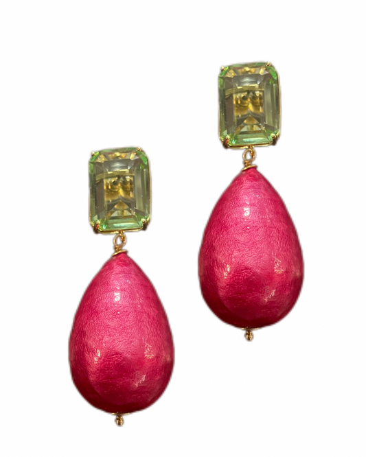 Pinke Nuvola mit hell grünem Kristallstecker