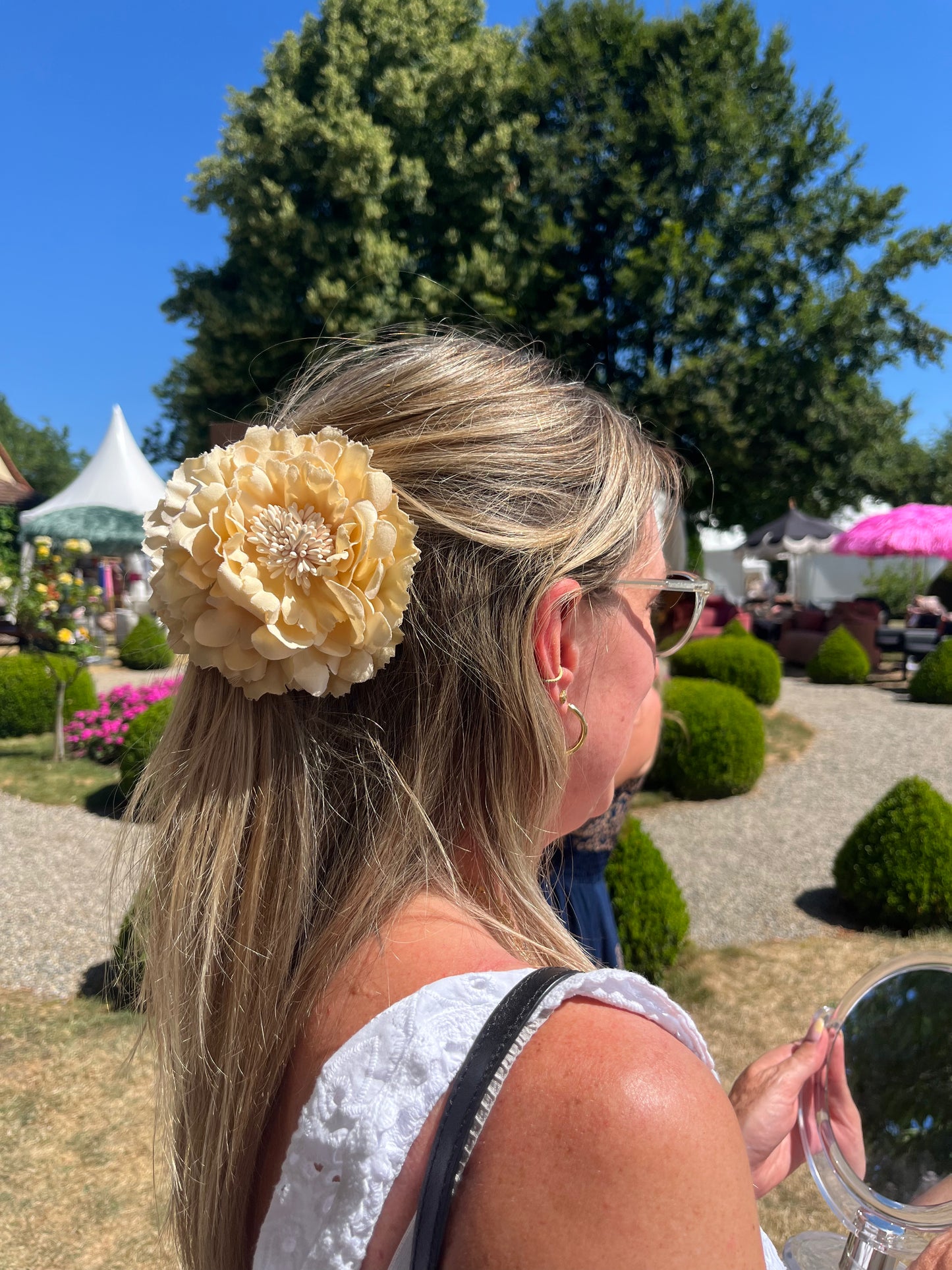 Spilla Blume beige