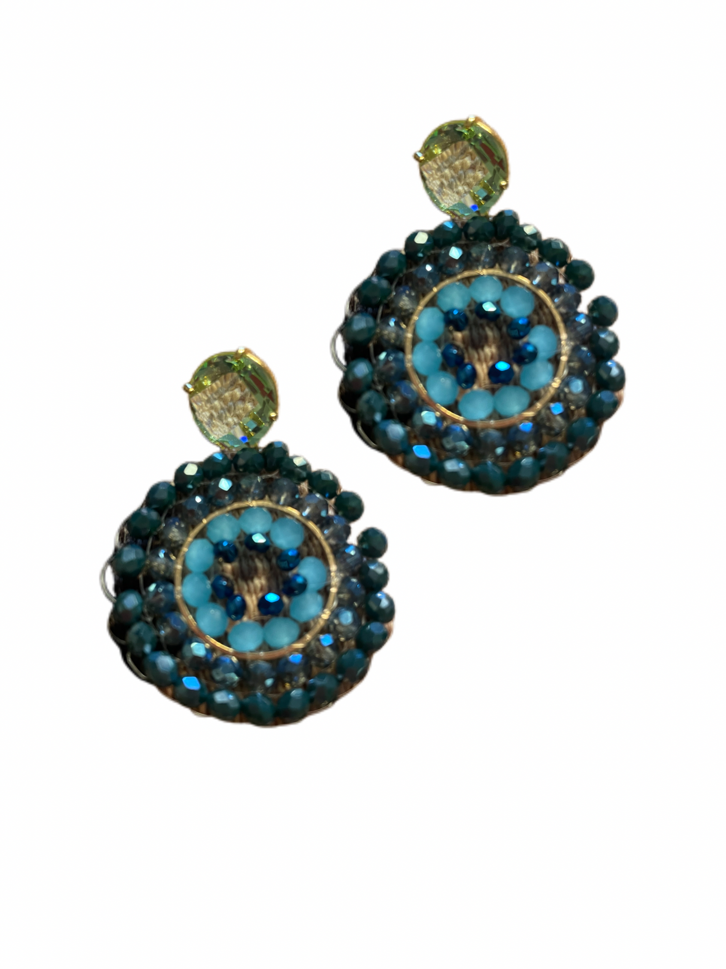 Inca mit blauen Kristallen