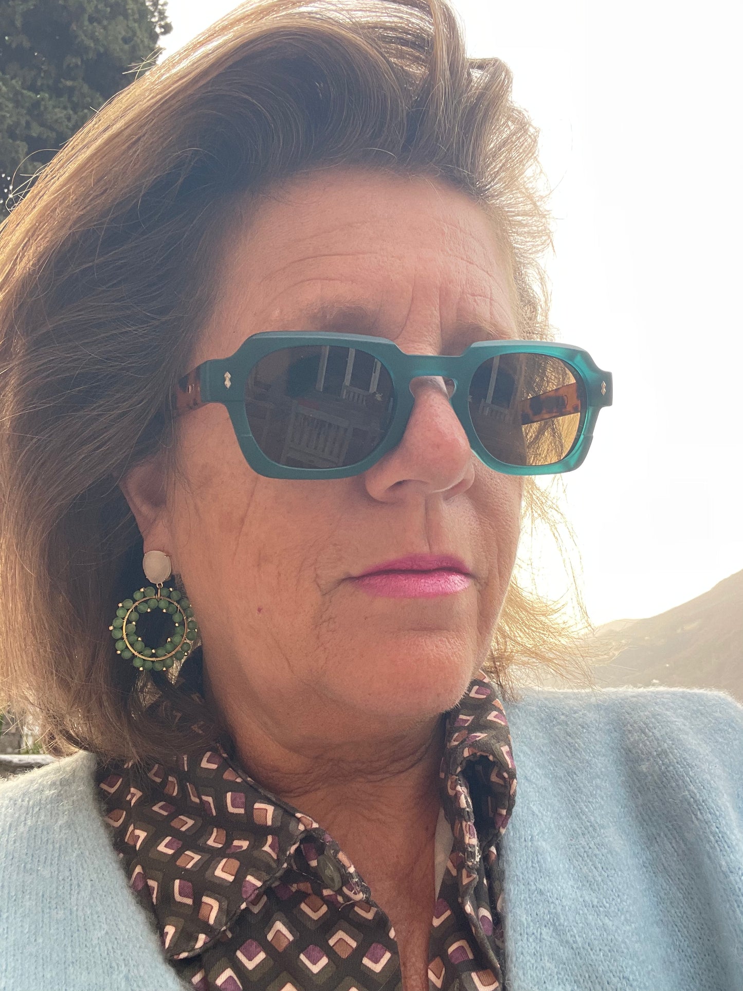 Dunkel blauer Vonni mit rosa Kristalltop
