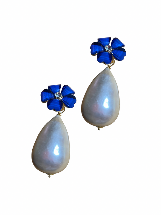 CLIP mit weißer Nuvola