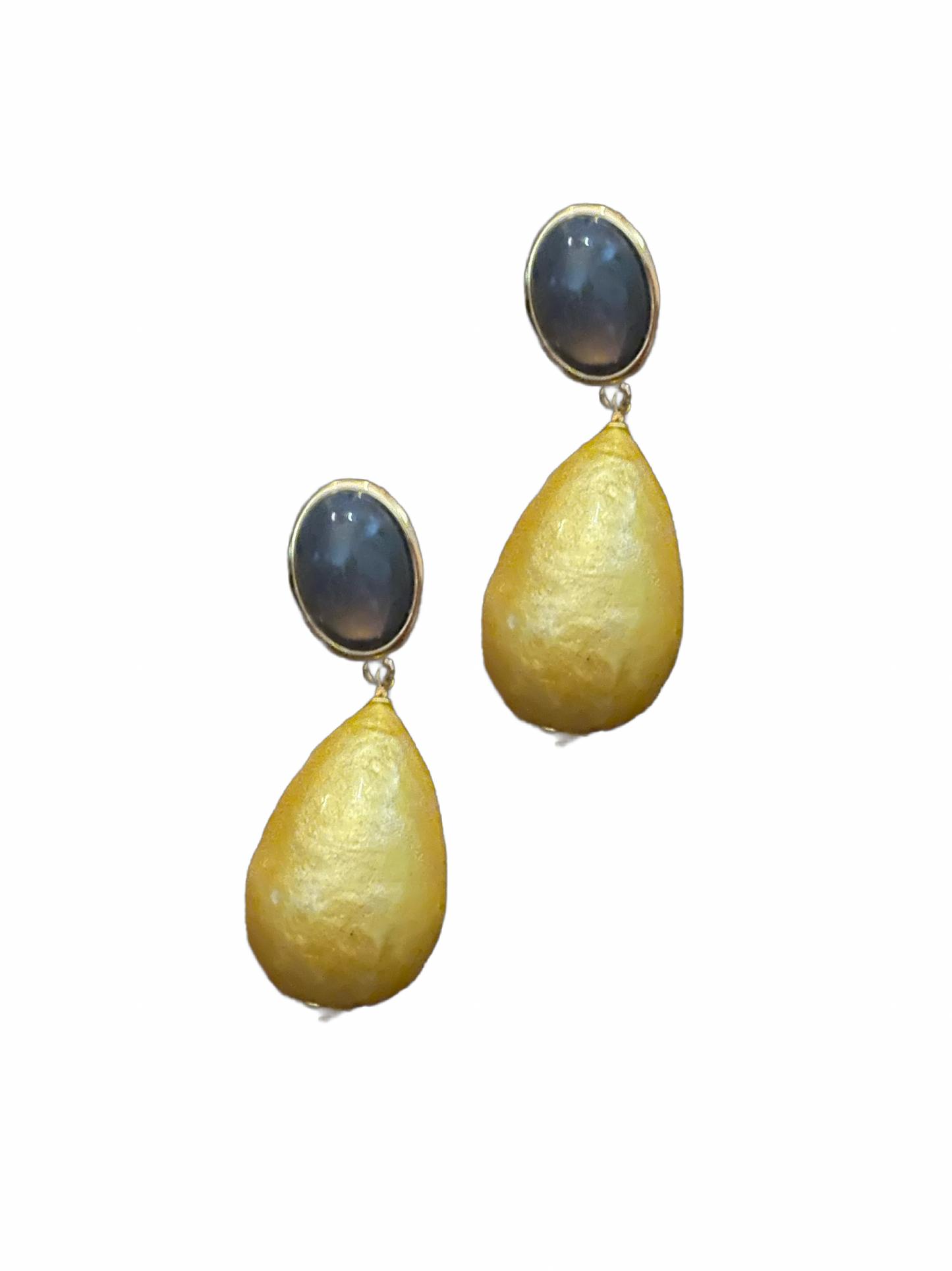 Gelbe  Nuvola mit grauem Cabouchon